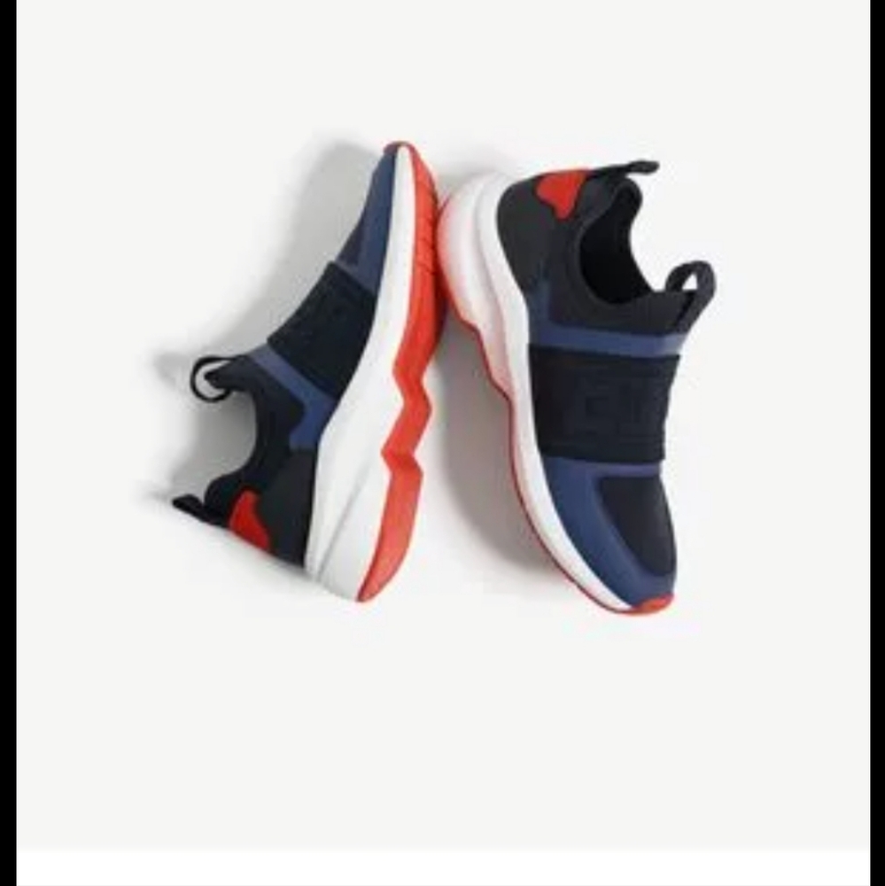 ZARA Boys Stretch sneakers with slogan Size 12.5